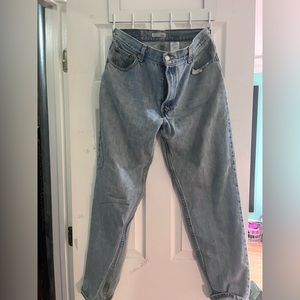 Levi jeans